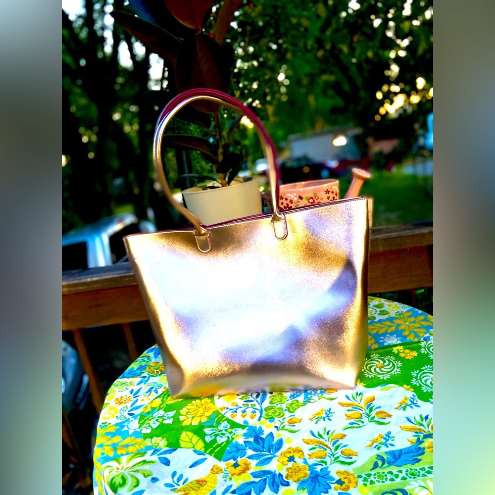 Bath and Body Works Metallic VIP Rose Gold Tote Bag/Purse